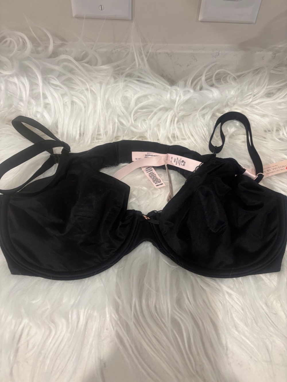 Victoria's Secret Black Underwire Support Bra